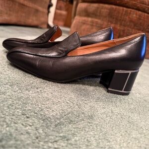 Aquatalia Tianna Never Worn Black and Silver Leather Heels in Size 81/2